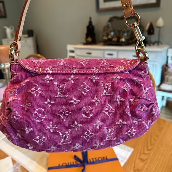 Louis Vuitton Pink Denim Pleaty - Picture 13 of 15